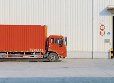 Flota de camiones de ARIATHOR LOGISTICS SL